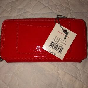 HOBO Lucy wallet Pebbled Persimmon